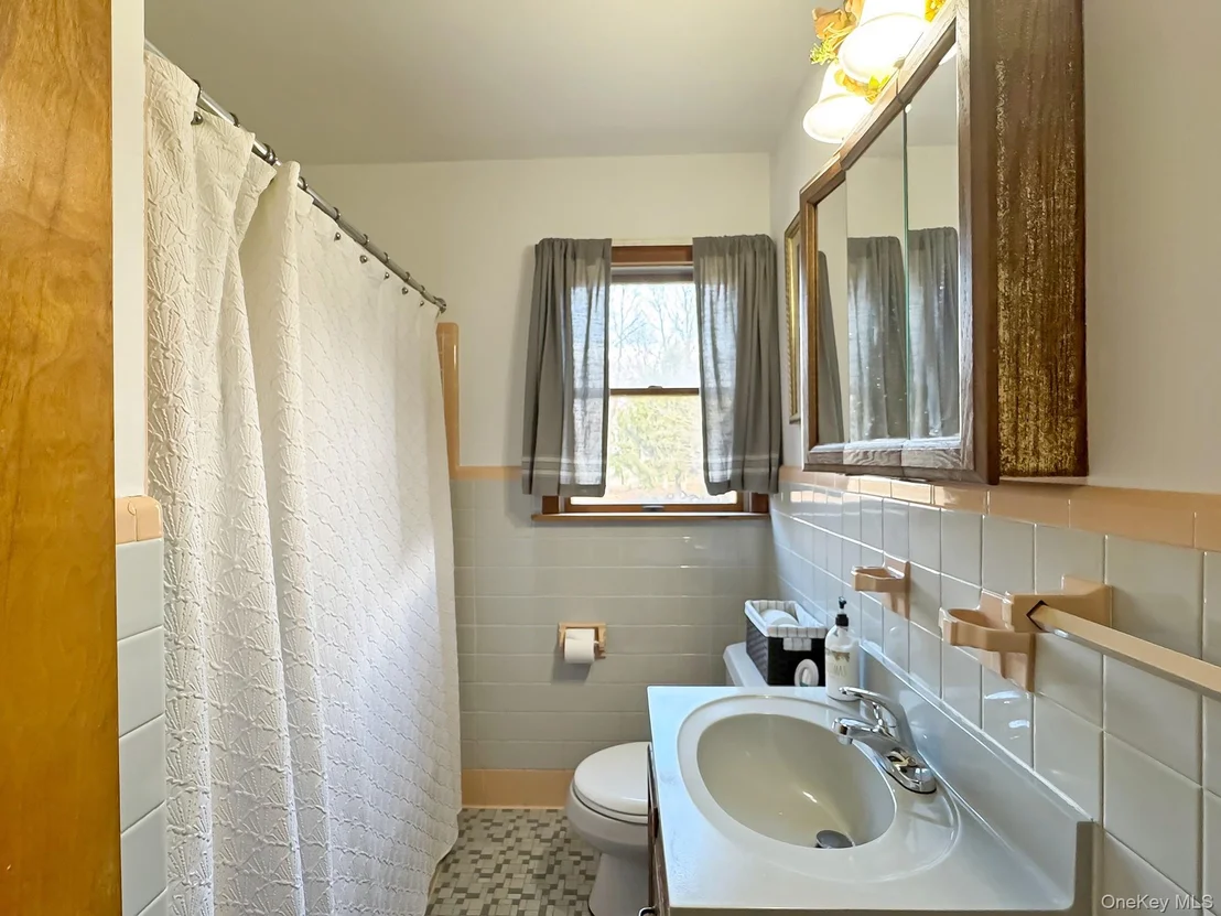 Photo of 22 Carmen Drive