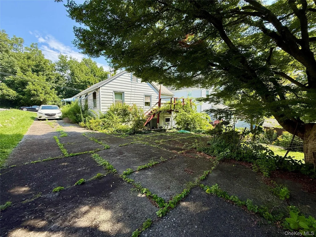 Photo of 22 Lafayette Avenue