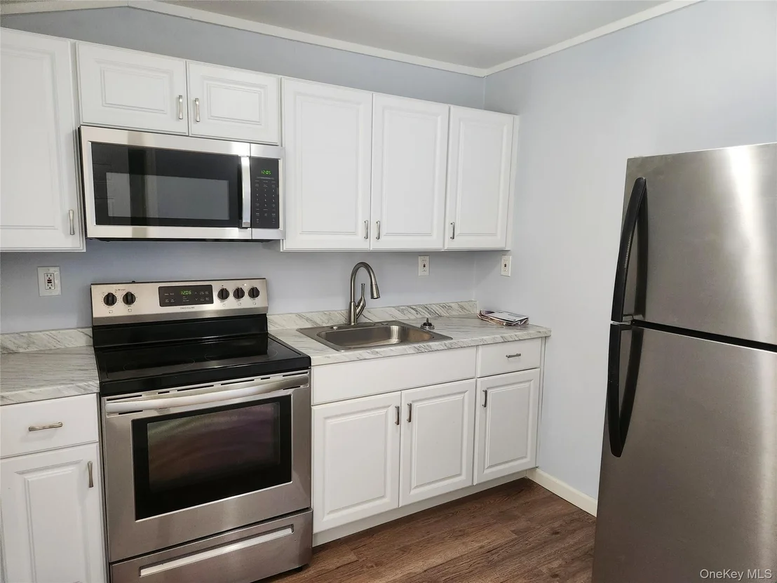 Photo of 548 Taylor Avenue