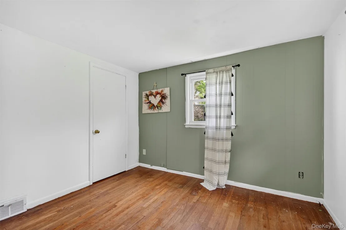 Photo of 11 Bradley Lane