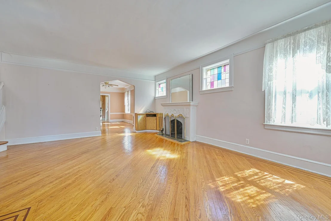 Photo of 165 Westminster Road