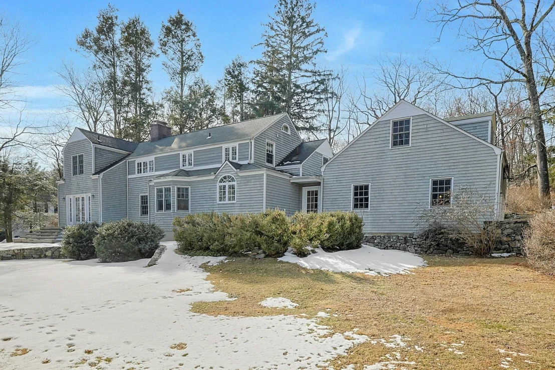 Photo of 41 Deepwood Drive