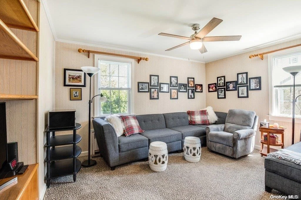 Photo of 15 Rowe Avenue