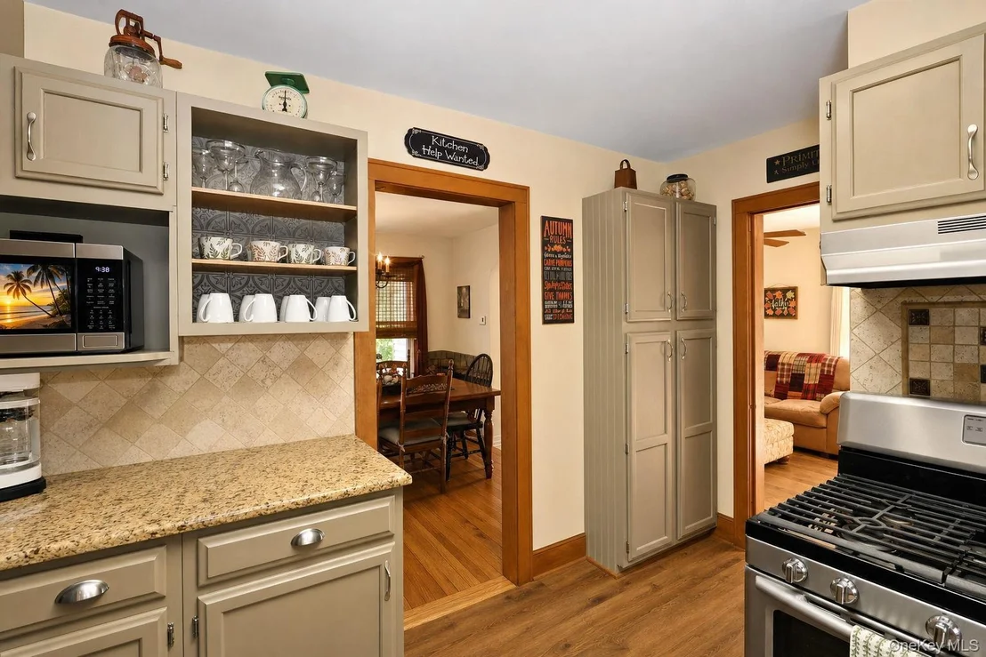 Photo of 8 Budd Avenue