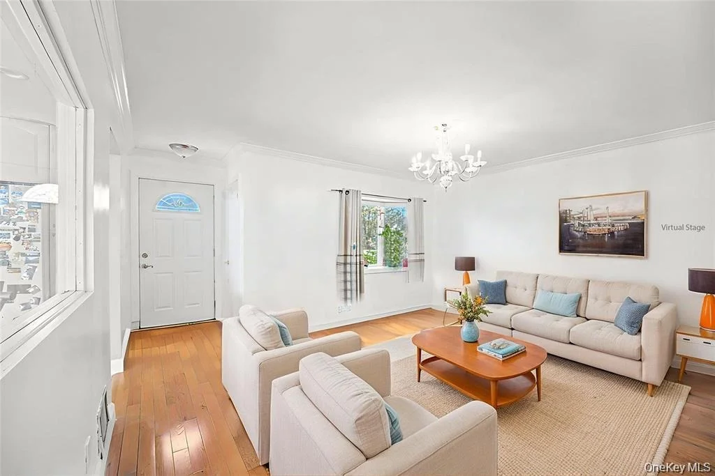 Photo of 253 Devonshire Drive