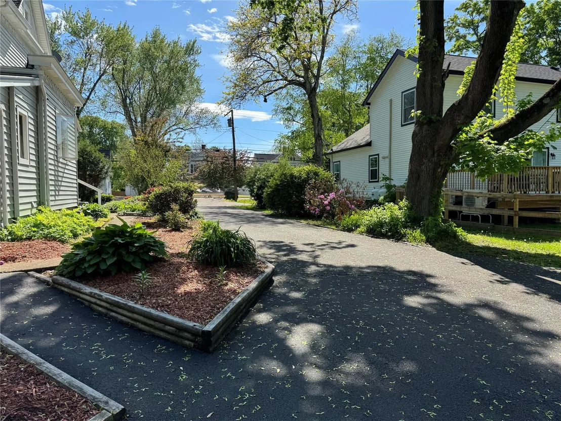 Photo of 244 Jefferson Heights
