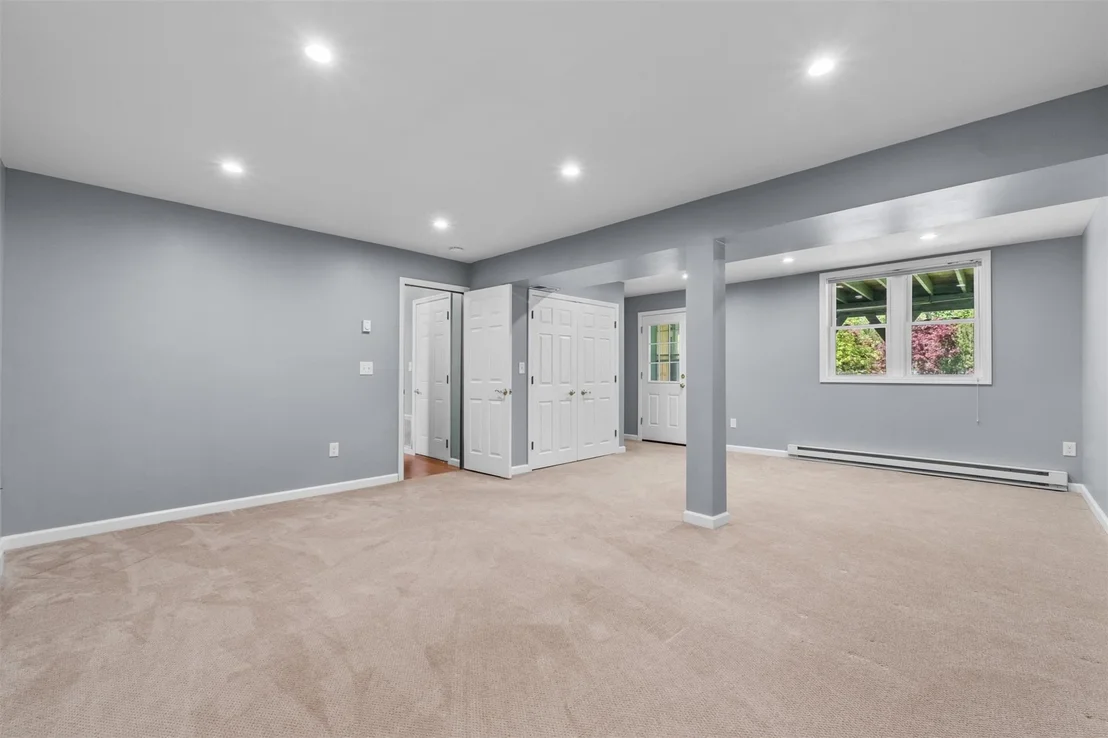 Photo of 8 Cameron Lane