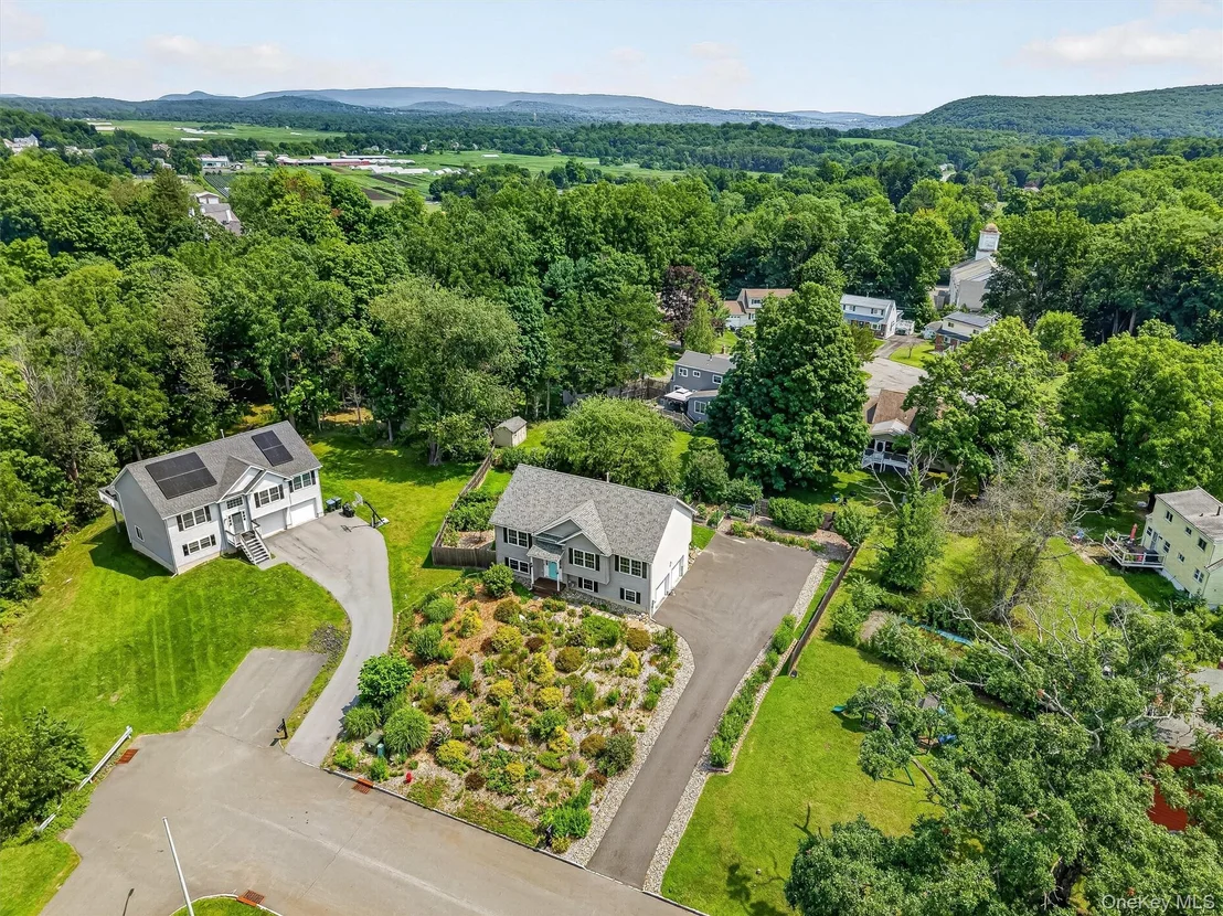 Photo of 1 Bell Way