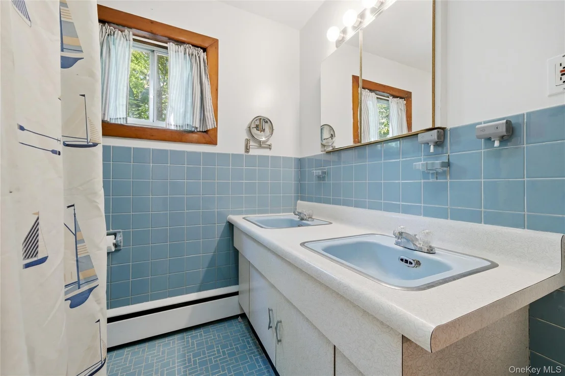 Photo of 37 Winston Drive