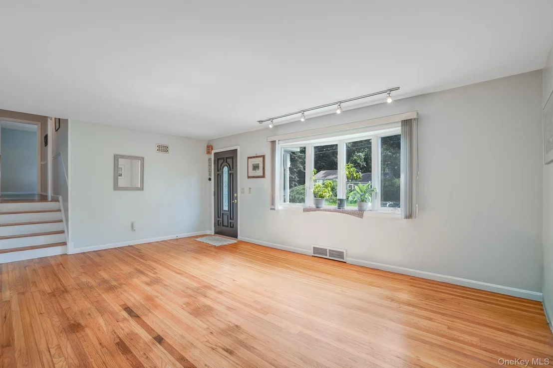 Photo of 8 Hampton Road