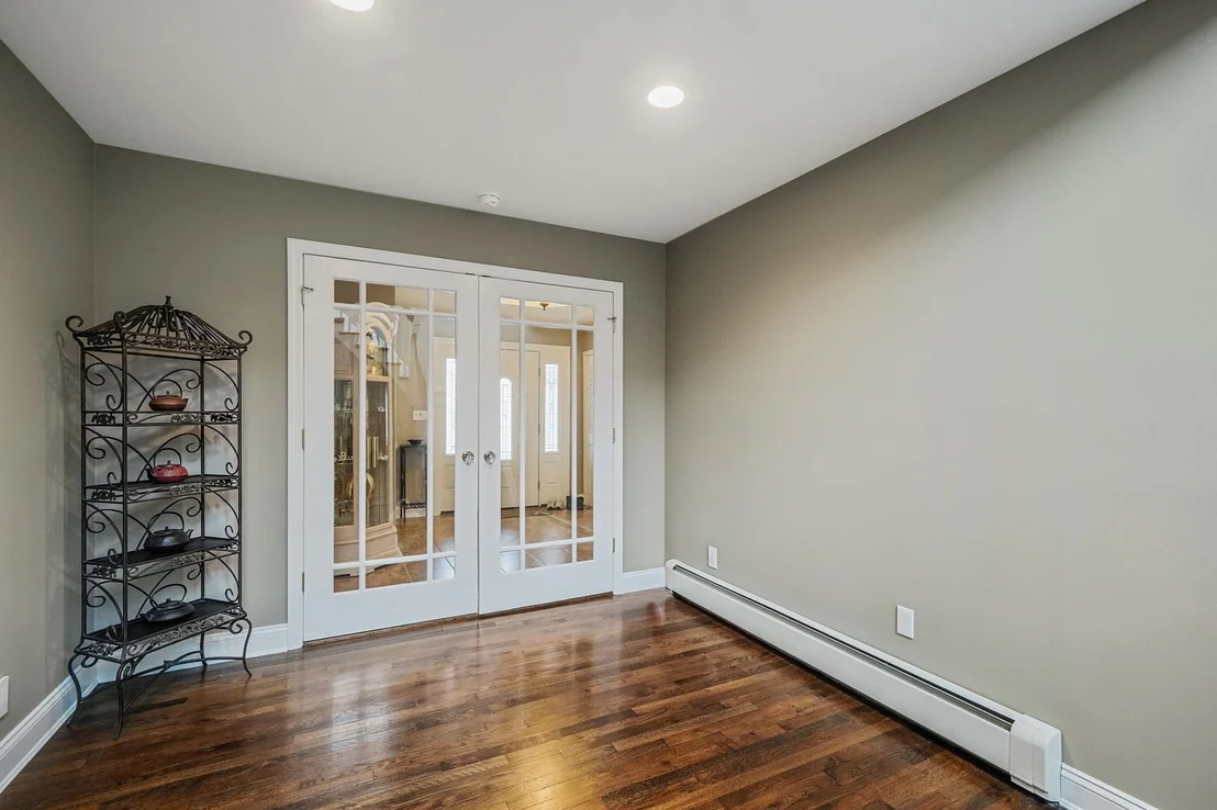 Photo of 24 Lucinda Drive