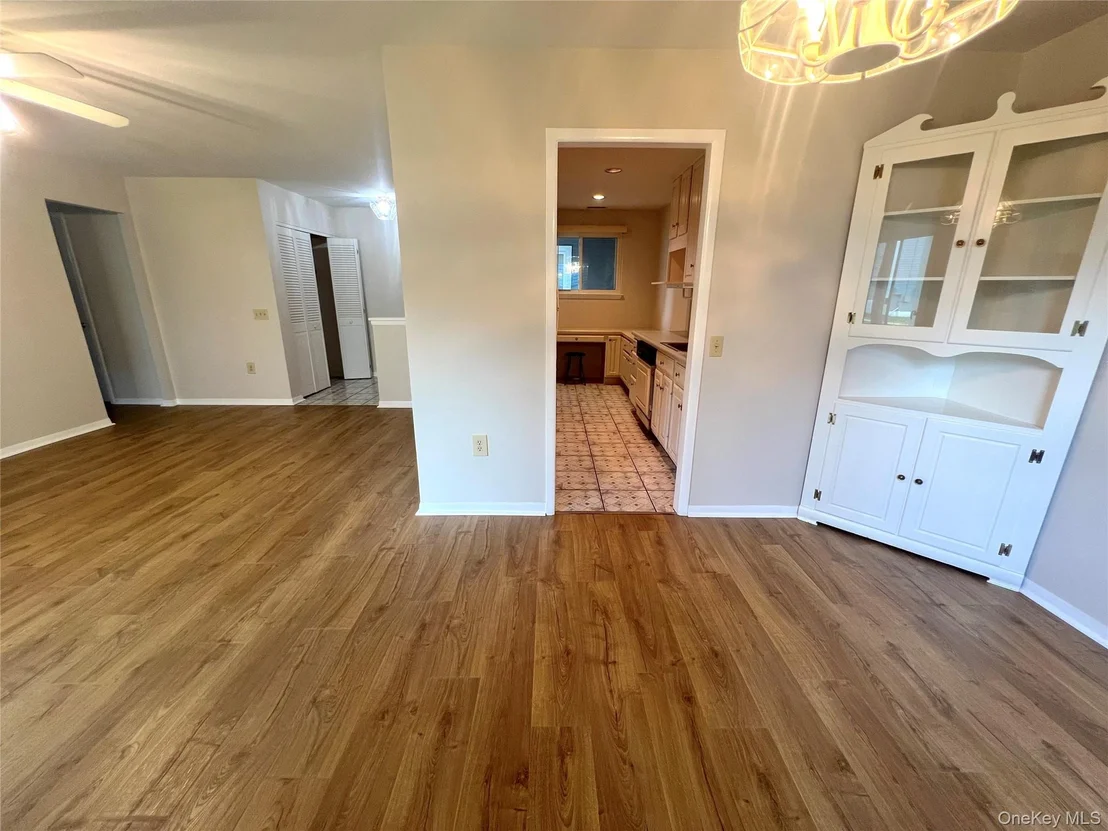 Photo of Unit D at 401 Commons Way