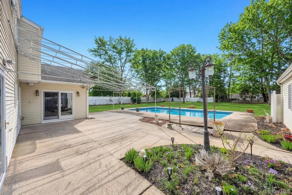 Photo of 68 Hill Drive