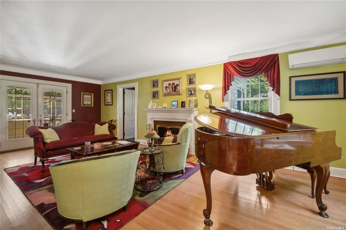 Photo of 4 Summit Avenue