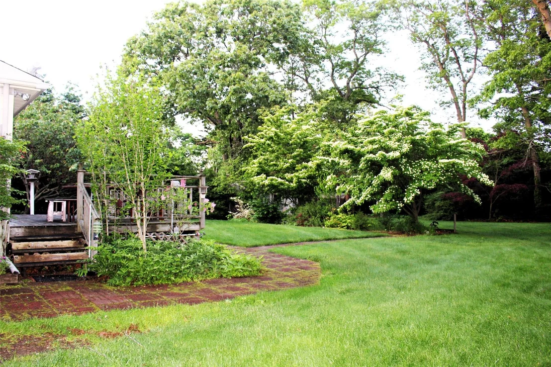 Photo of 113 Pine Neck Avenue
