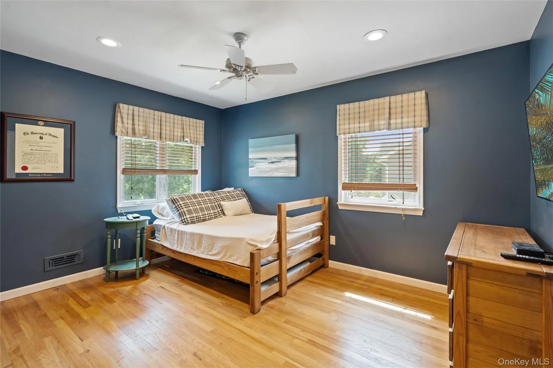Photo of 46 Saratoga Drive