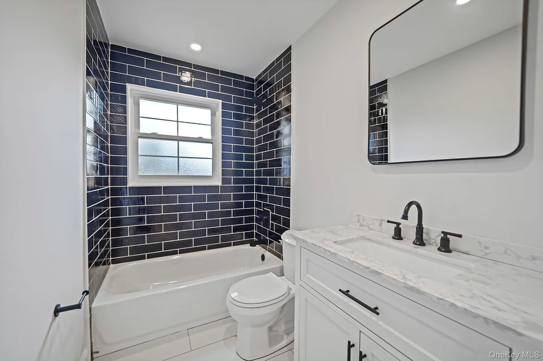 Photo of 780 Westview Drive