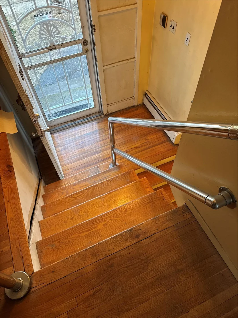 Photo of 1394 Forest Avenue
