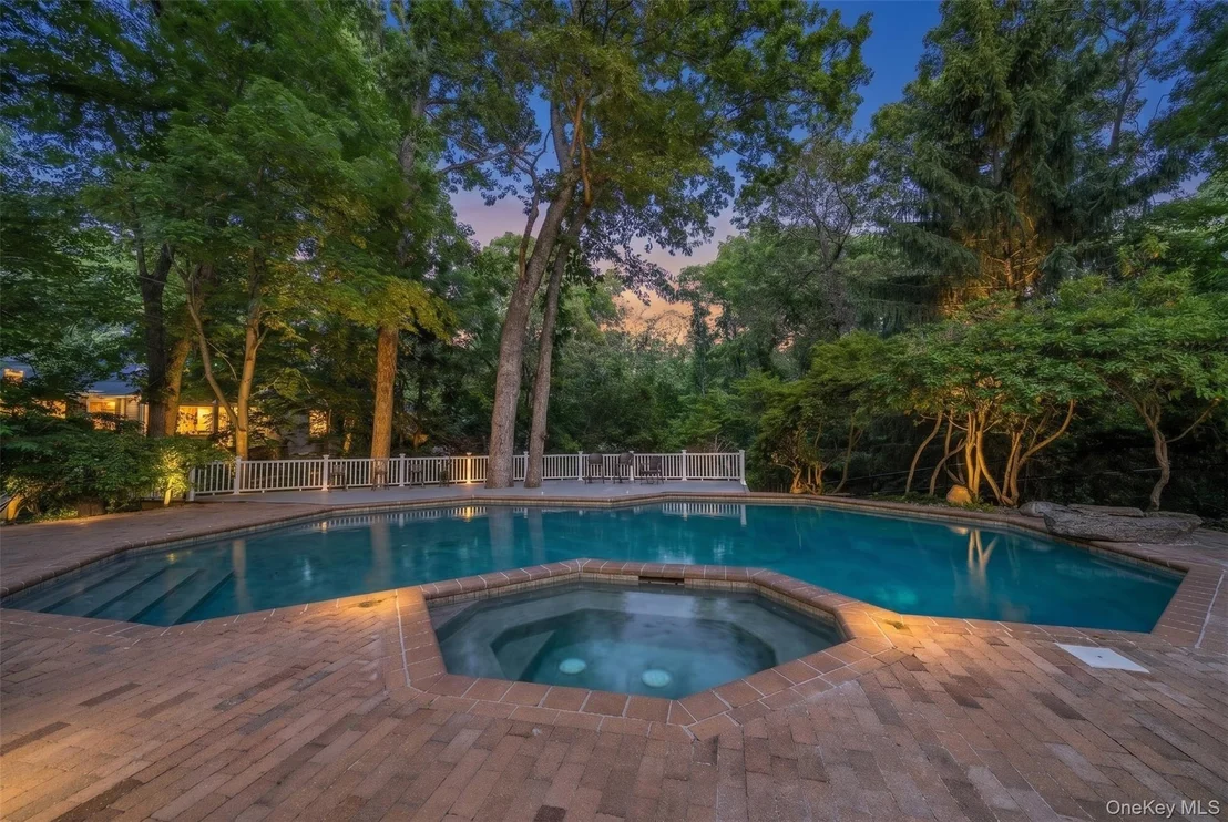 Photo of 2 Rawlings Drive