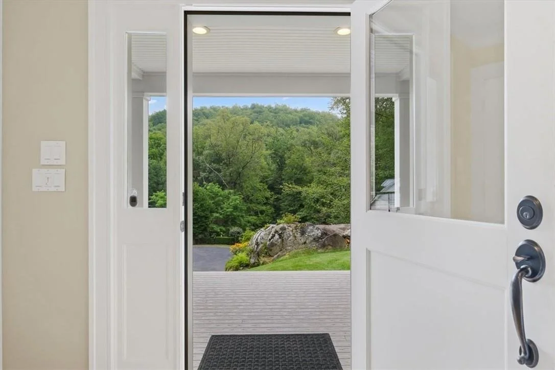 Photo of 25 Red Oak Lane