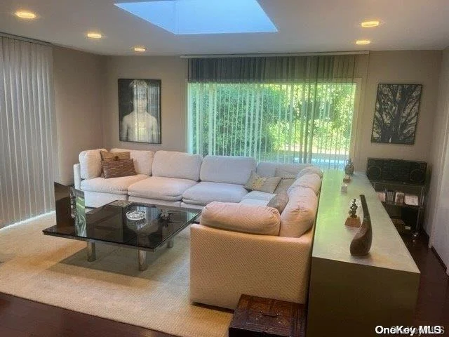 Photo of 10 Bayside Drive