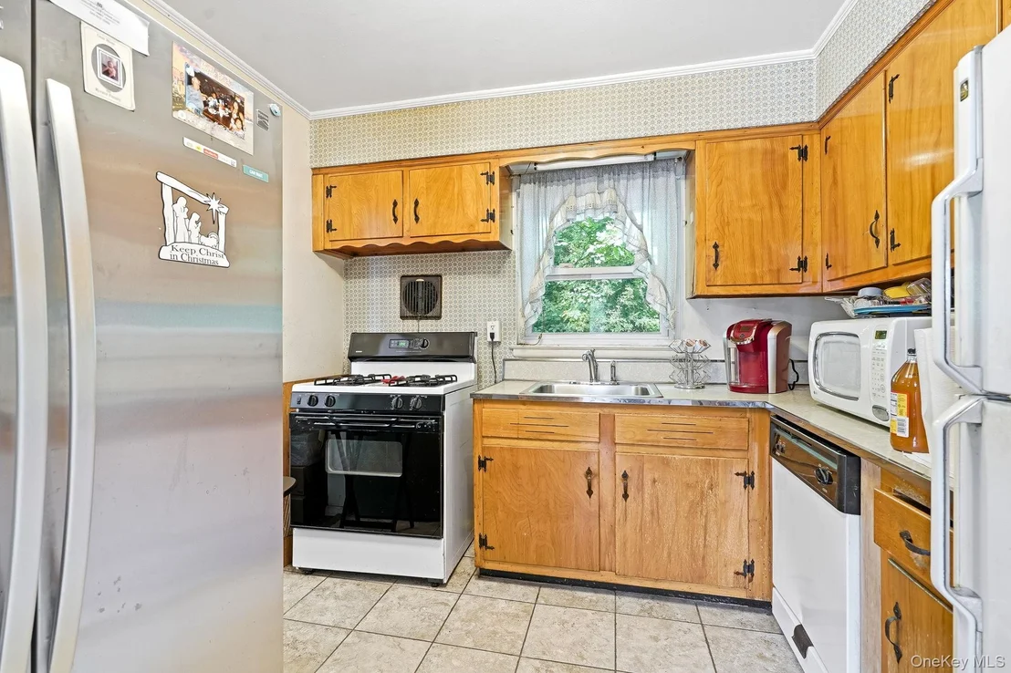 Photo of 100 Pembrook Drive
