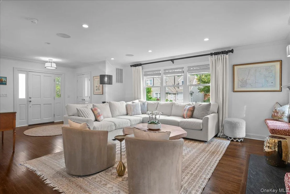 Photo of 23 Fairlawn Street
