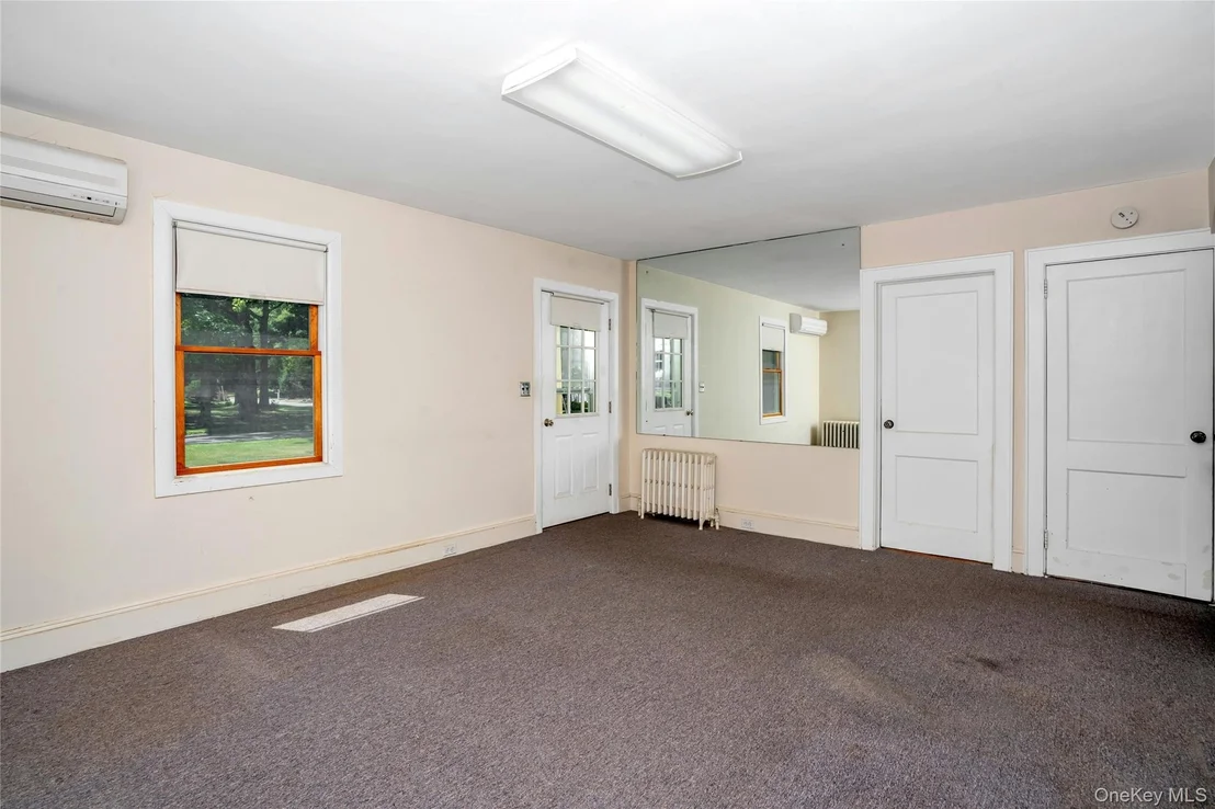 Photo of 33 Laurel Drive