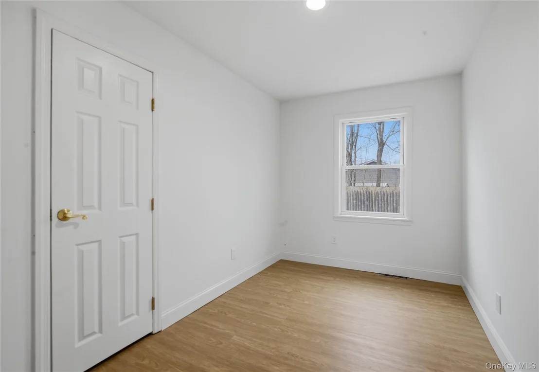 Photo of 36 Edgewater Drive