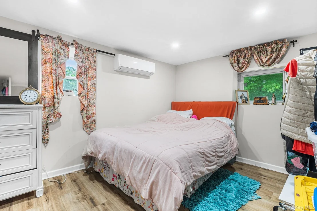 Photo of 11 Forest Place