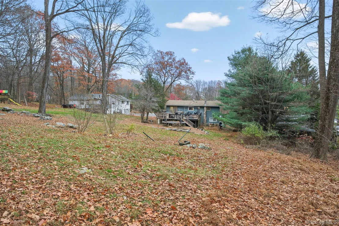 Photo of 39 Peddler Hill Road