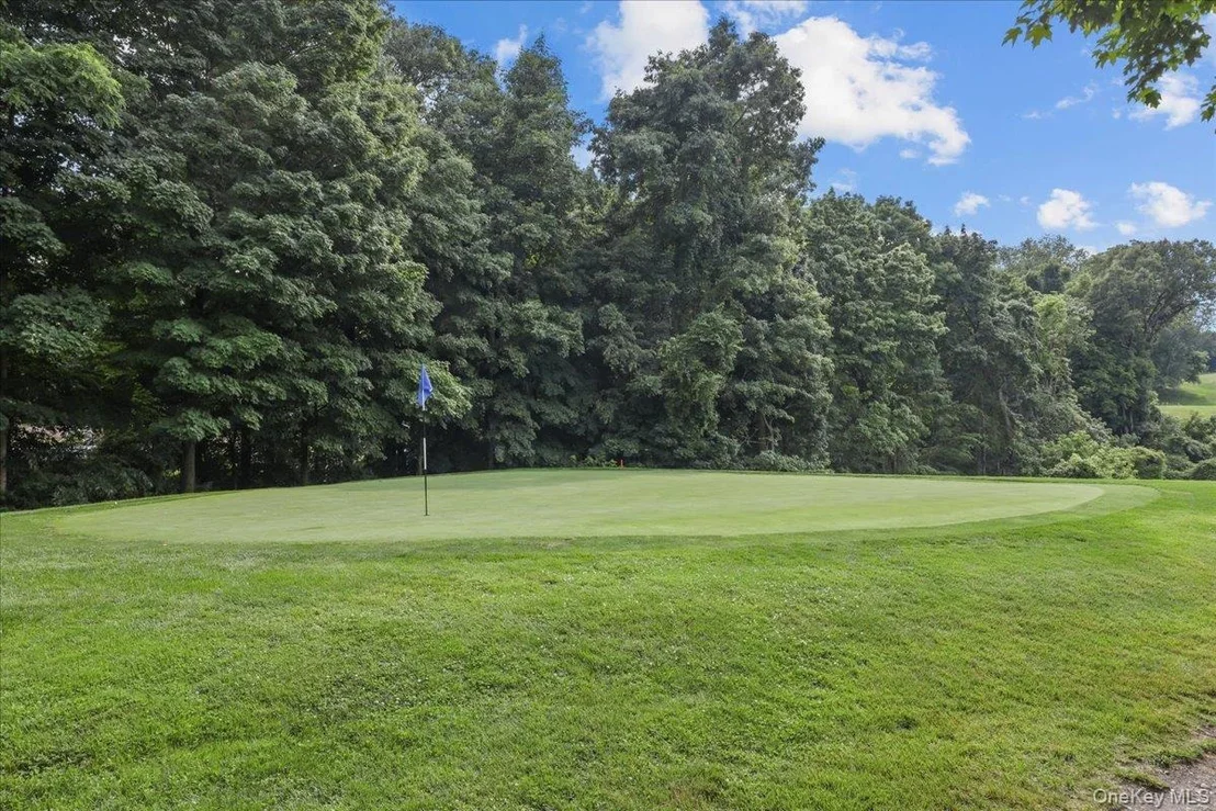 Photo of 18 Brookview Drive