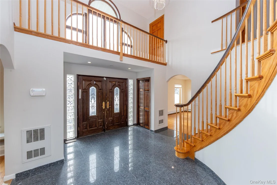 Photo of 9 Caroline Drive
