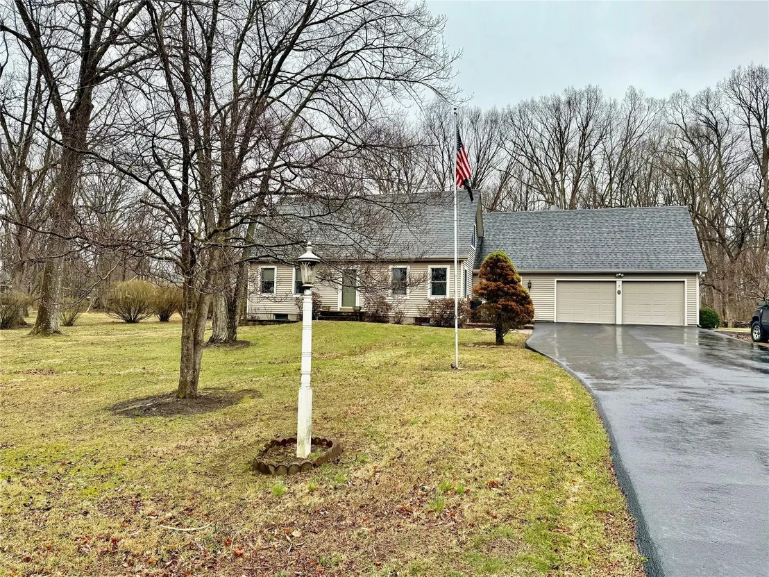 Photo of 7 Willowbrook Lane