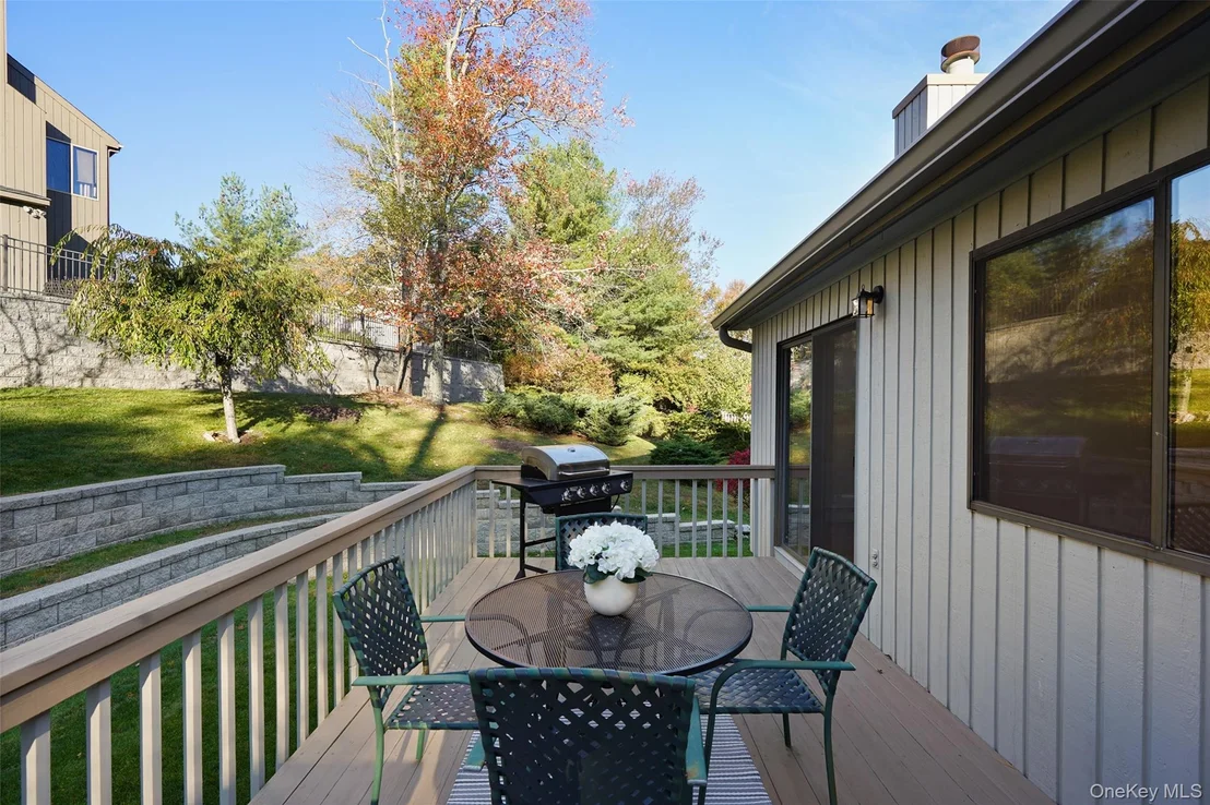 Photo of 170 Arbor Crest