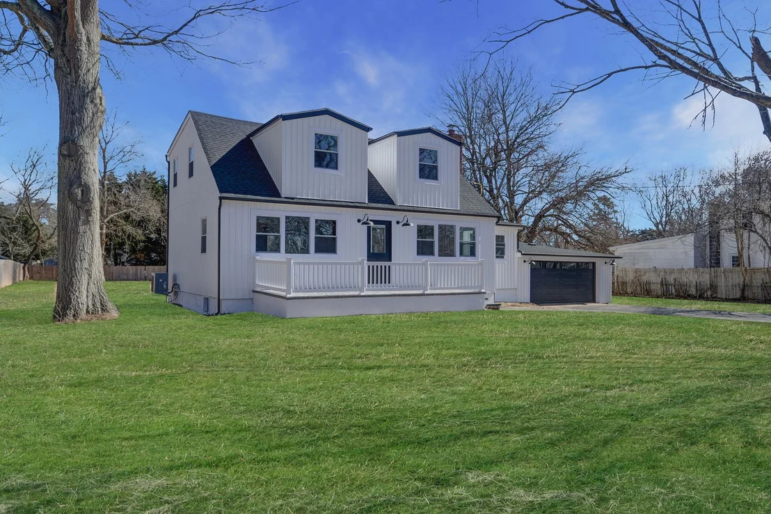 Photo of 448 Avondale Drive
