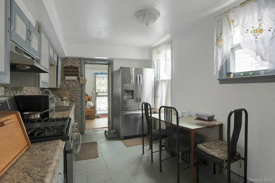 Photo of 515 Beach Avenue