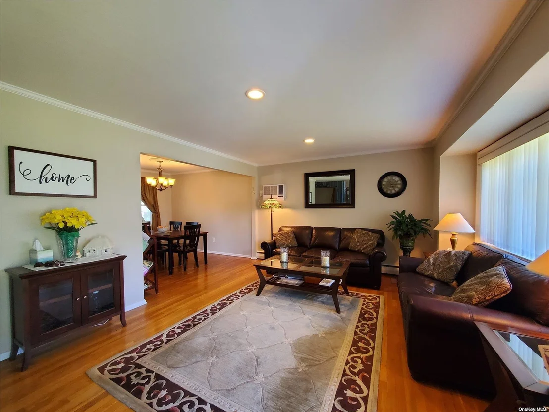 Photo of 27 Walter Court