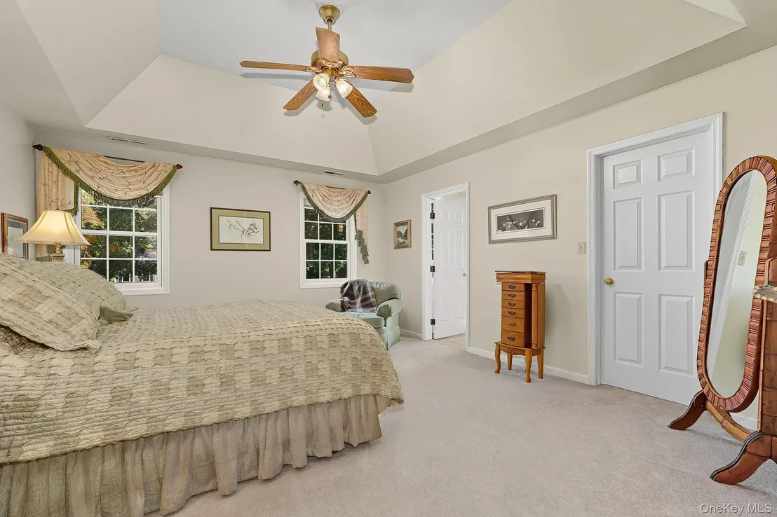 Photo of 6 Evergreen Drive