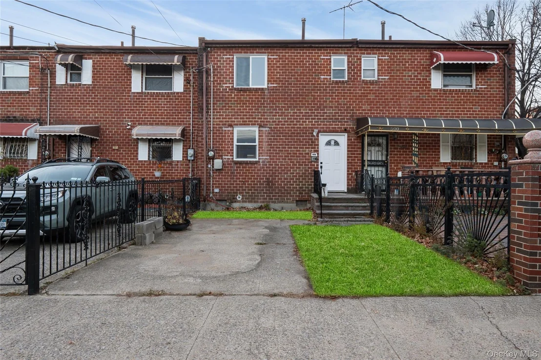 Photo of 502 Powell Street