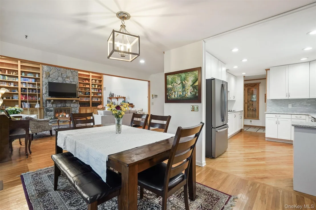 Photo of 8 Talcott Road