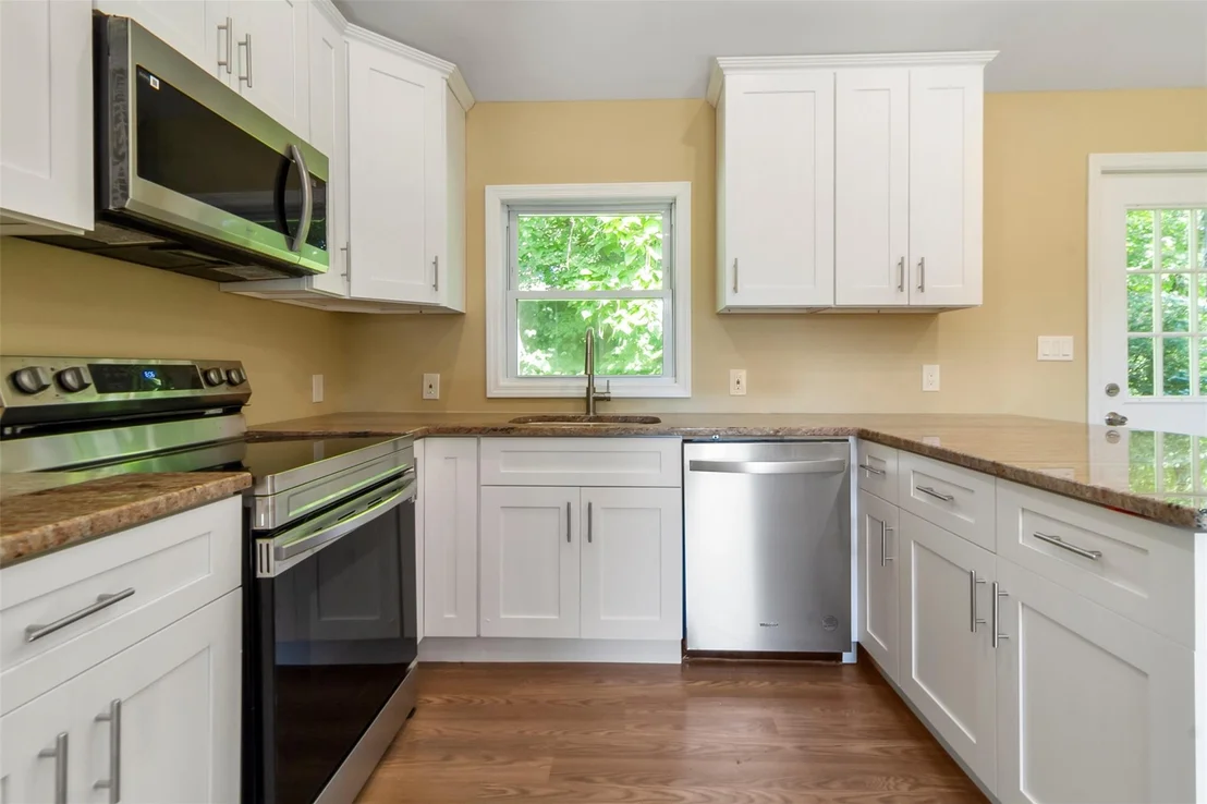 Photo of 50 Deerfield Road