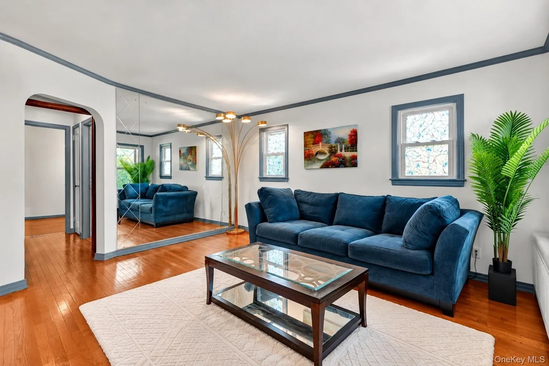 Photo of 135 Sperry Boulevard