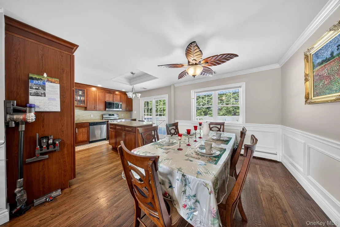 Photo of 6 Holly Lane