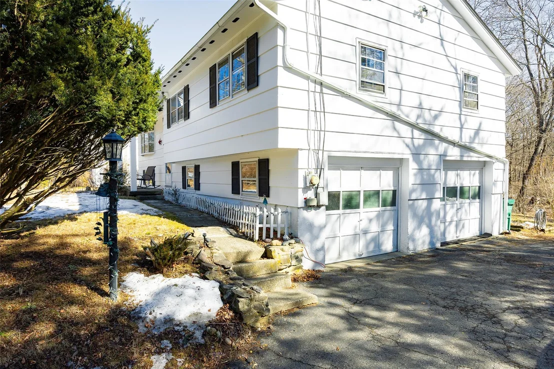 Photo of 12 Lawrence Road