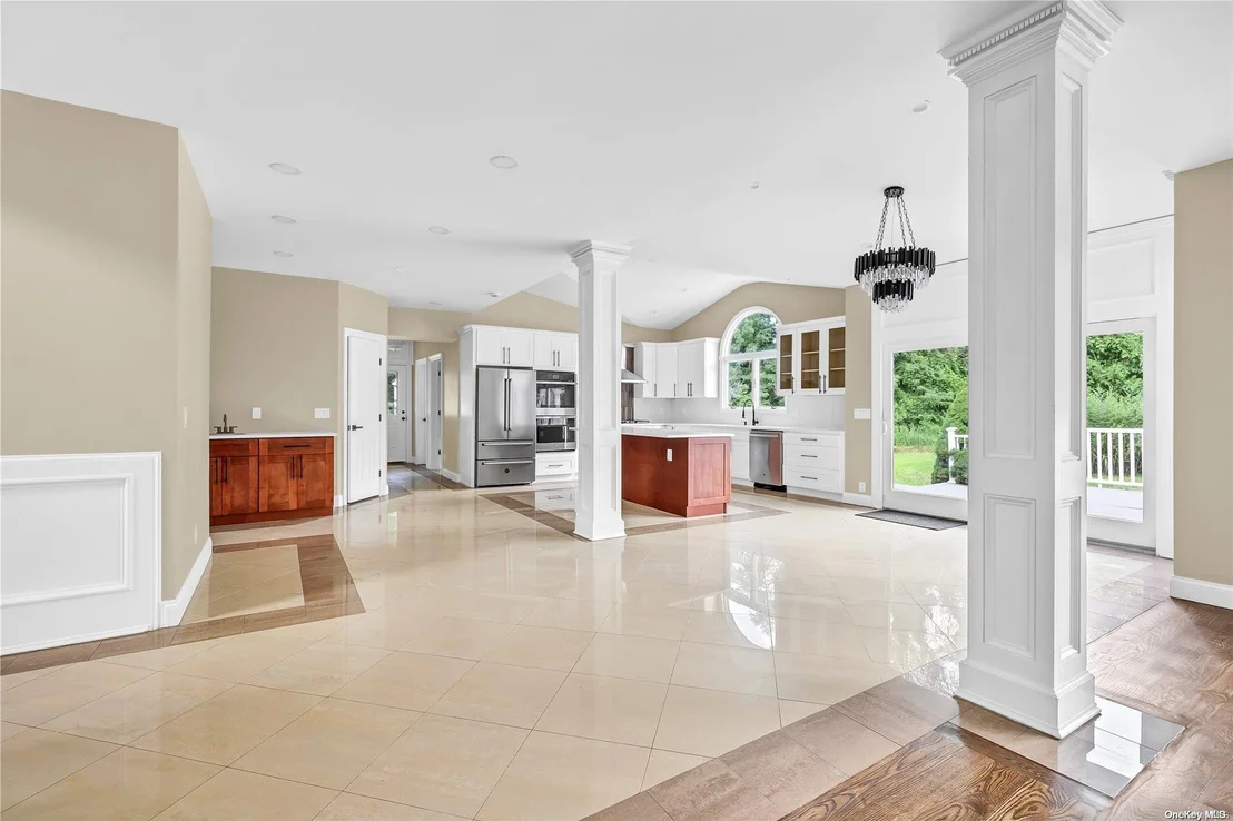 Photo of 49 Windcrest Drive