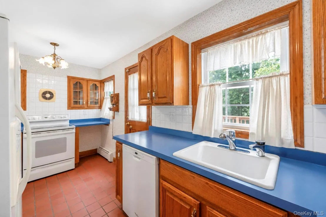 Photo of 44 Maple Drive