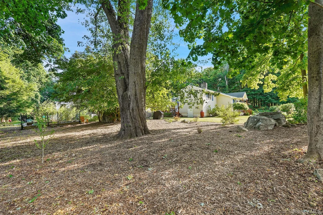 Photo of 9 Starview Avenue