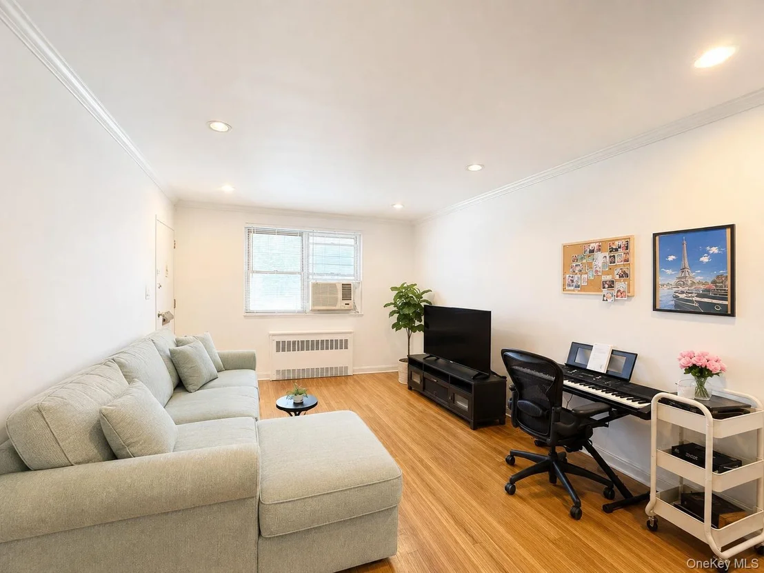 Photo of Unit A at 137-29 68TH Drive