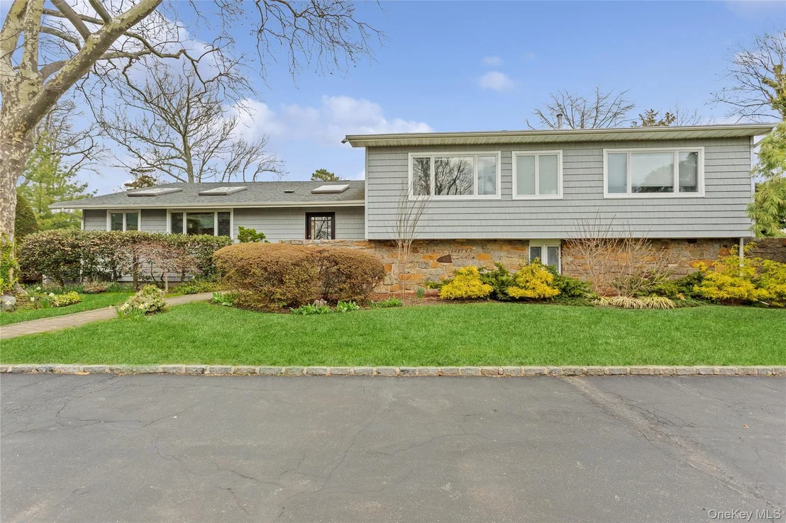 Photo of 230 Richards Lane